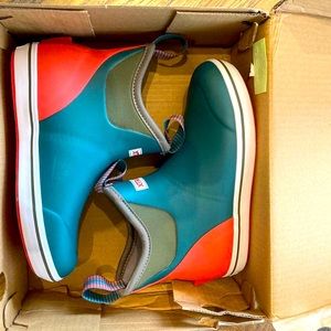 New Xtratuf Boots W6 Chinois Green